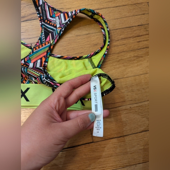 Victoria's Secret The Player Sport Bra - Picture 5 of 5